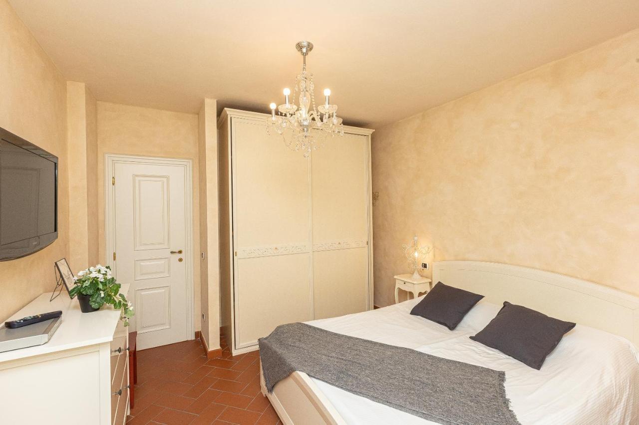 Ghibellina Palace * Florencia